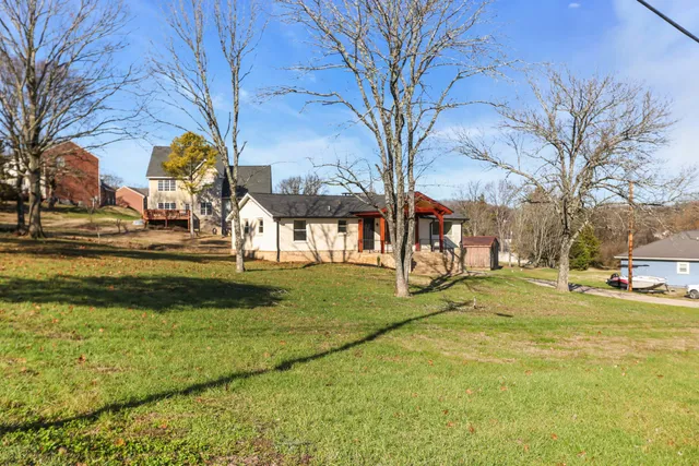 $3,500 | 1399 Saundersville Road, Hendersonville, TN 37075