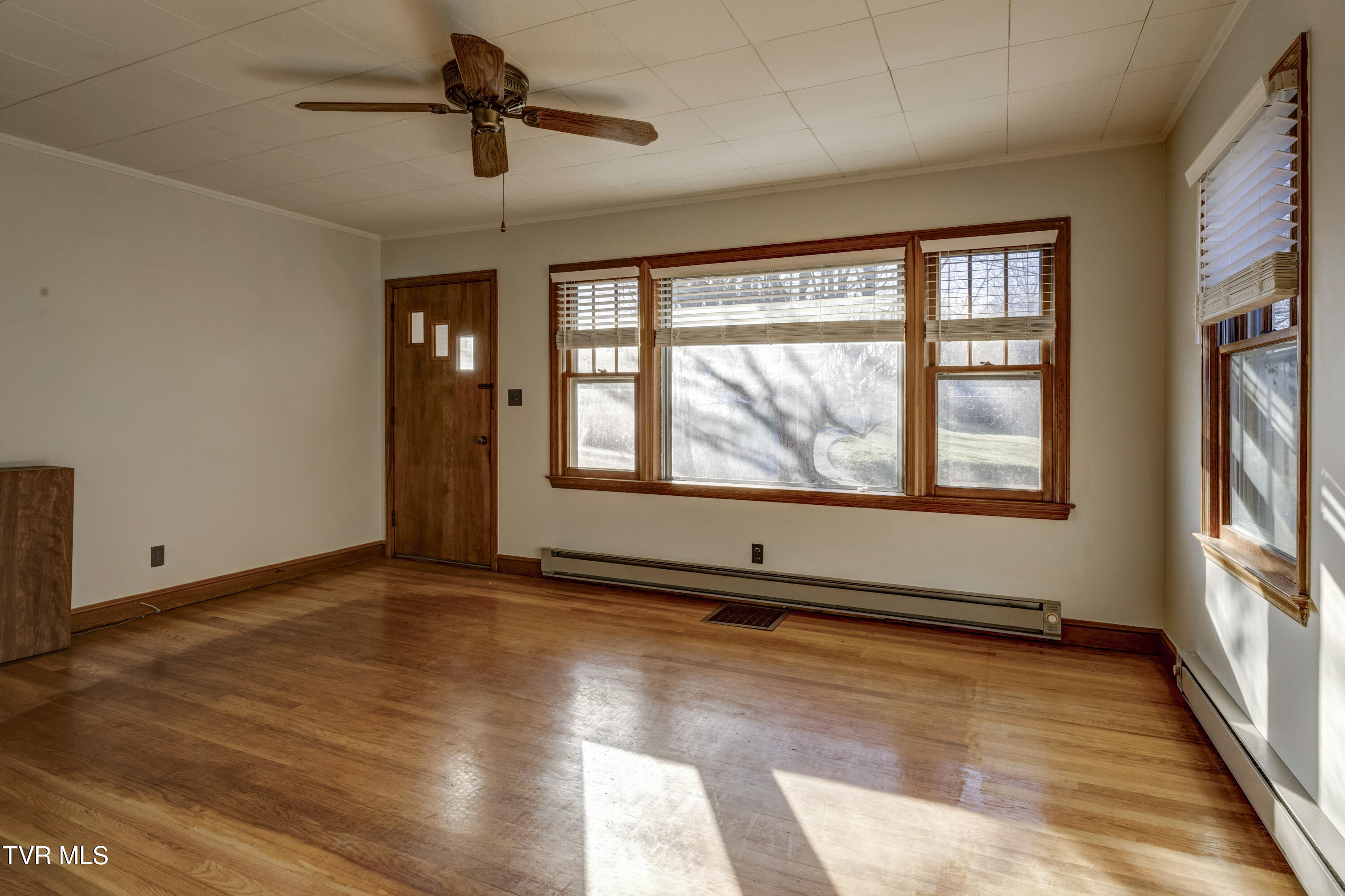 334 Lynn Road Johnson City, TN 37604 - Photo 13 of 58 Lynn-2