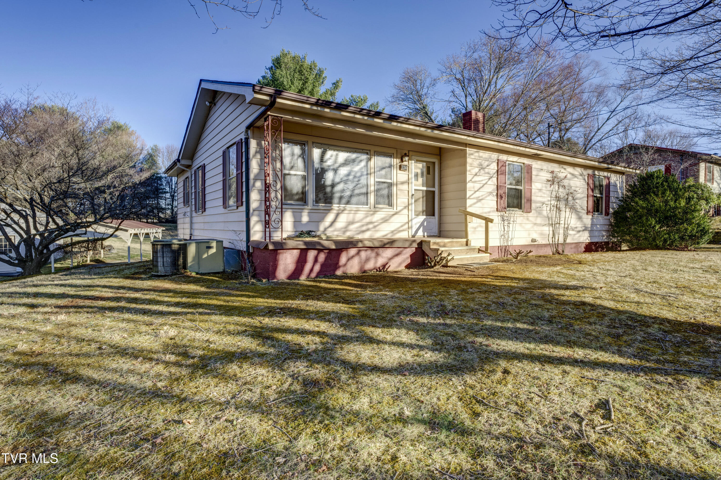 334 Lynn Road Johnson City, TN 37604 - Photo 2 of 58 Lynn-34