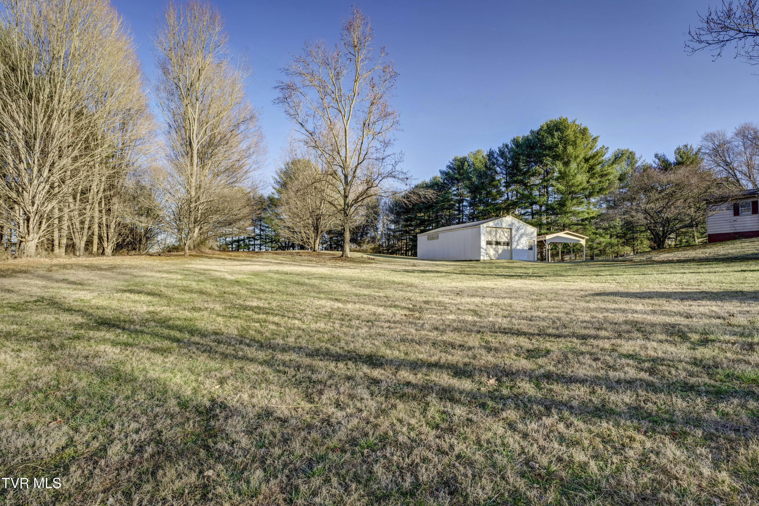 334 Lynn Road Johnson City, TN 37604 - Photo 5 of 58 Lynn-38