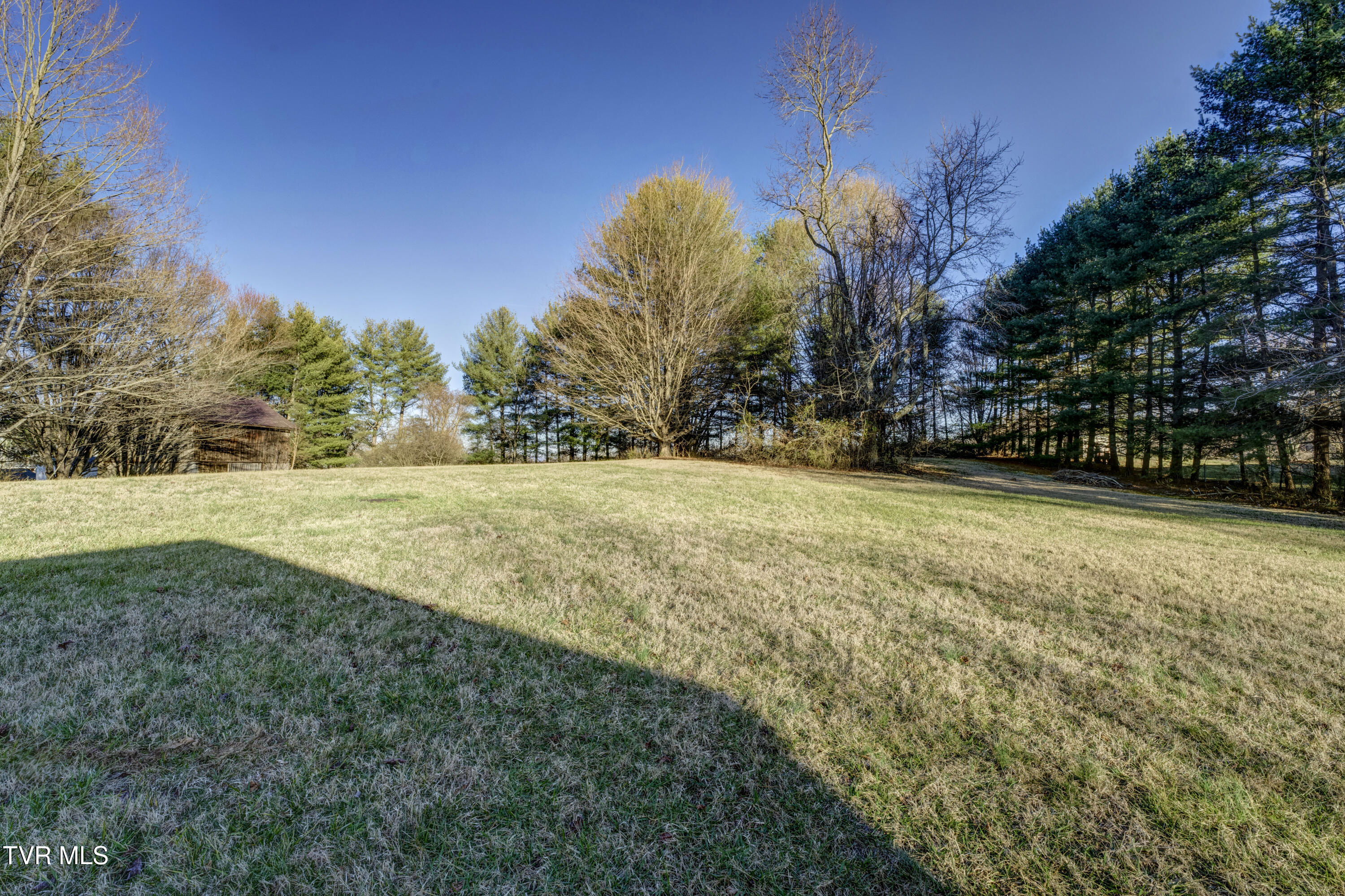 334 Lynn Road Johnson City, TN 37604 - Photo 7 of 58 Lynn-29