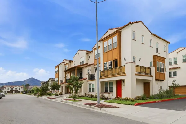 $1,148,000 | 625 Los Castanos Drive, Unit 42, Morgan Hill, CA 95037