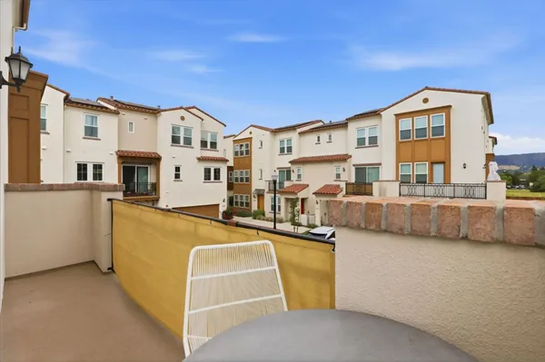 $1,148,000 | 625 Los Castanos Drive, Unit 42, Morgan Hill, CA 95037
