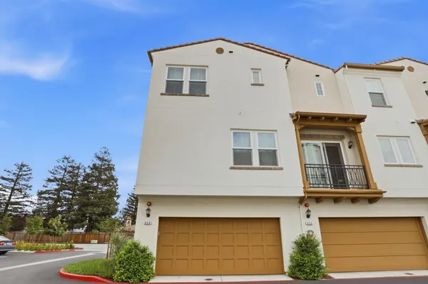 $1,148,000 | 625 Los Castanos Drive, Unit 42, Morgan Hill, CA 95037