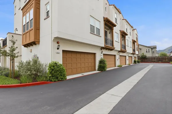 $1,148,000 | 625 Los Castanos Drive, Unit 42, Morgan Hill, CA 95037