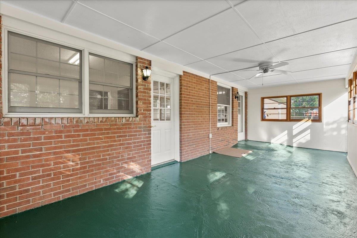 93 Greenway Road Stuarts Draft, VA 24477 - Photo 28 of 36 Gallery Image 28