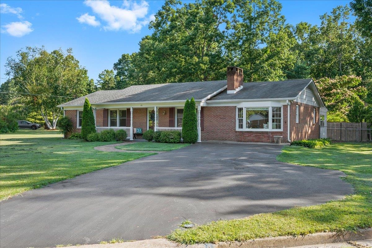 93 Greenway Road Stuarts Draft, VA 24477 - Photo 3 of 36 Gallery Image 3