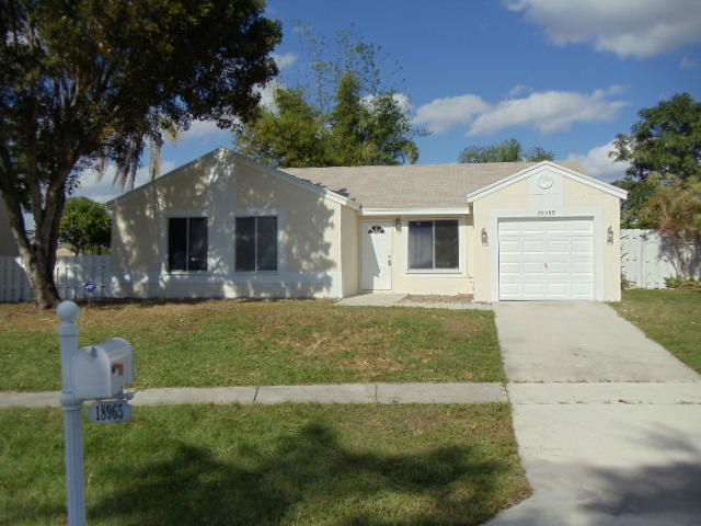 18965 Cloud Lake Circle Boca Raton, FL 33496 - Photo 3 of 23 cloudlake026
