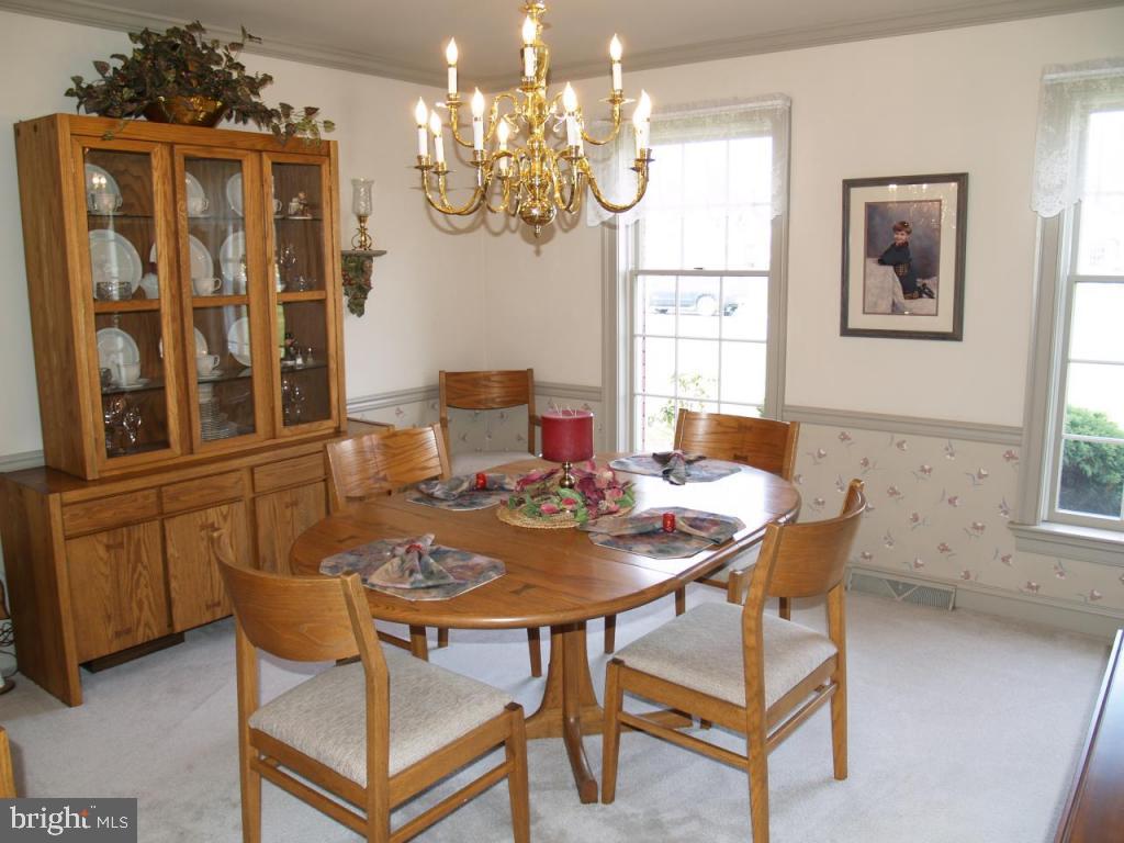 112 Olde Field Drive Lititz, PA 17543 - Photo 3 of 21 Gallery Image 3
