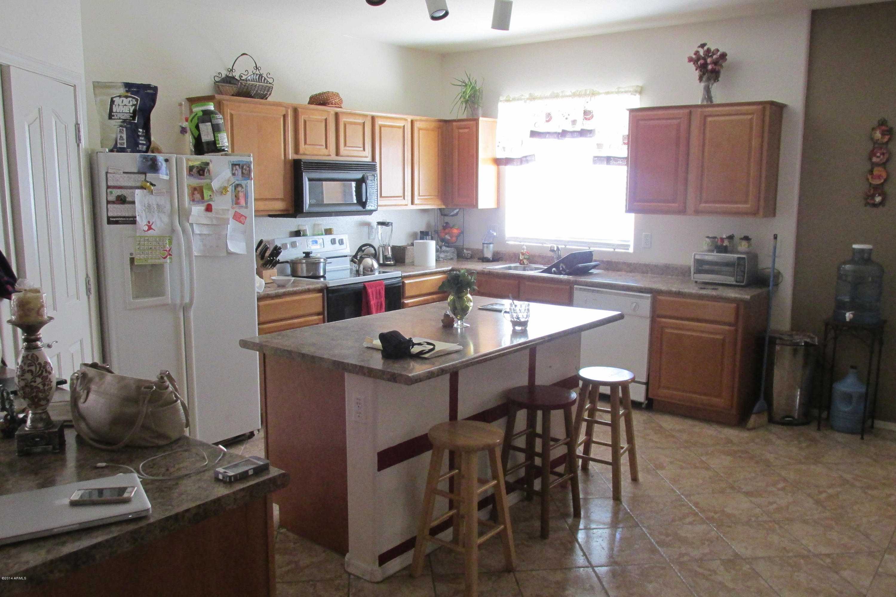 8139 West Riverside Avenue Phoenix, AZ 85043 - Photo 9 of 14 IMG_1348