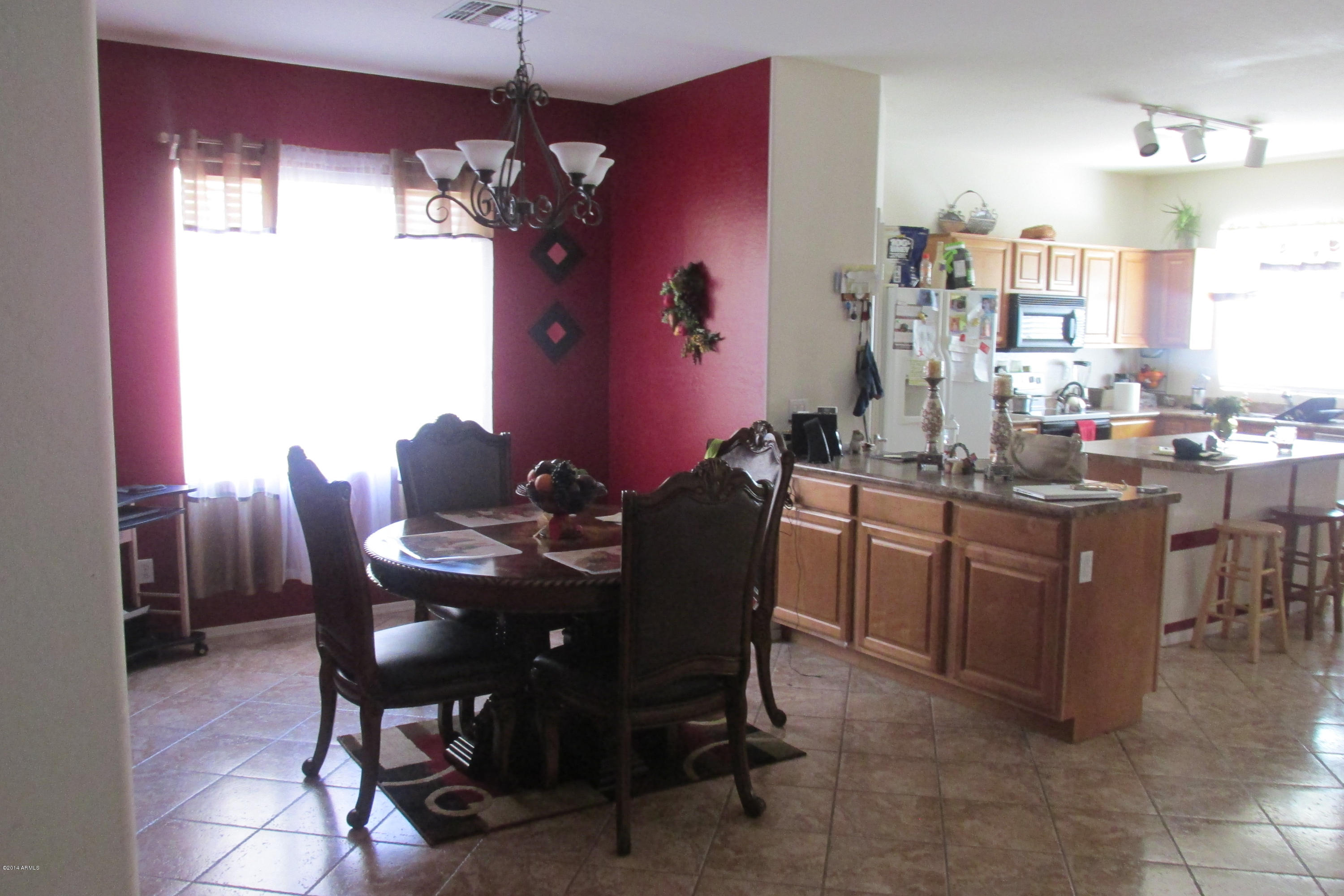 8139 West Riverside Avenue Phoenix, AZ 85043 - Photo 10 of 14 IMG_1347