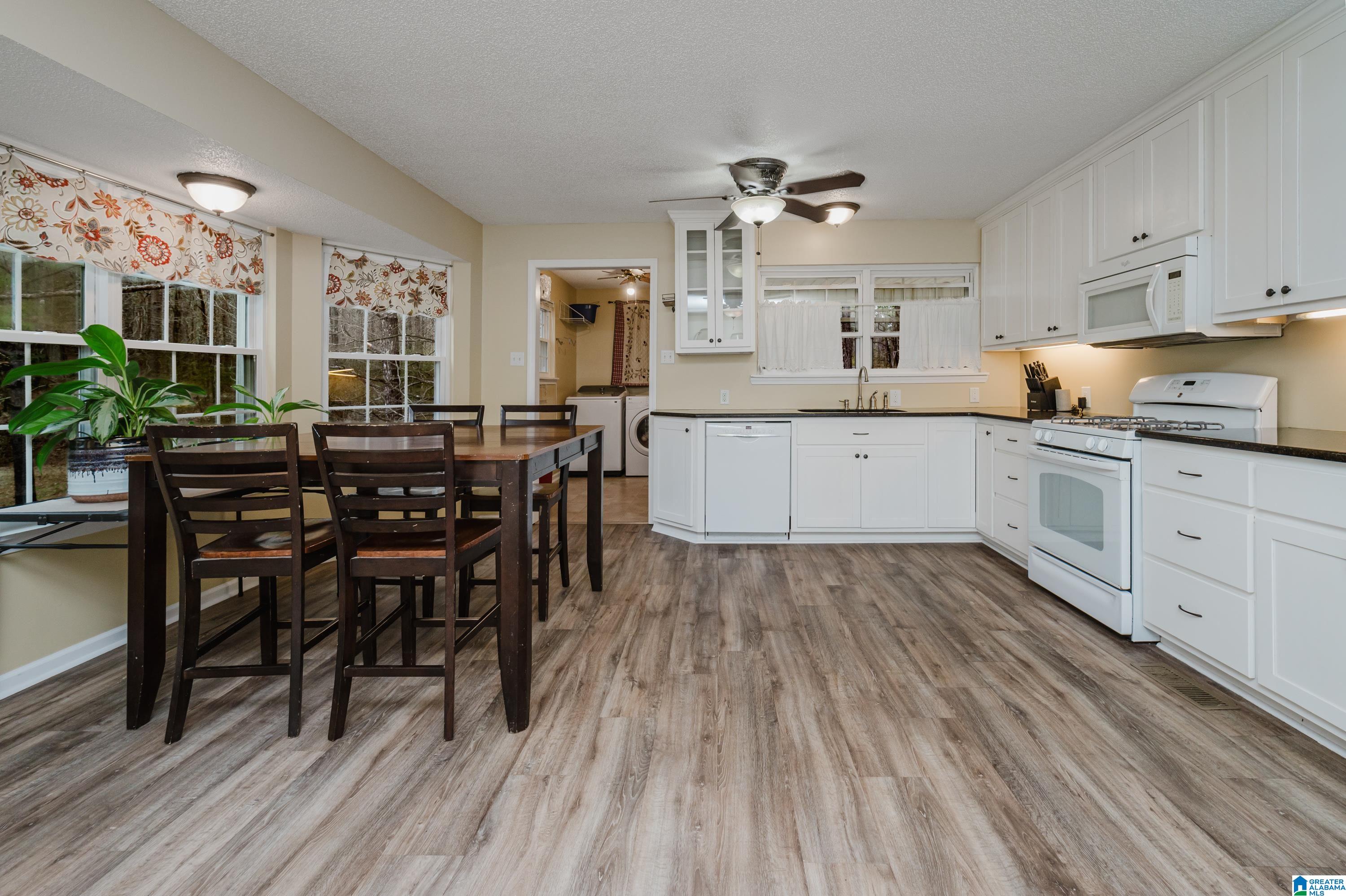 355 Whitlow Road Sumiton, AL 35148 - Photo 12 of 58