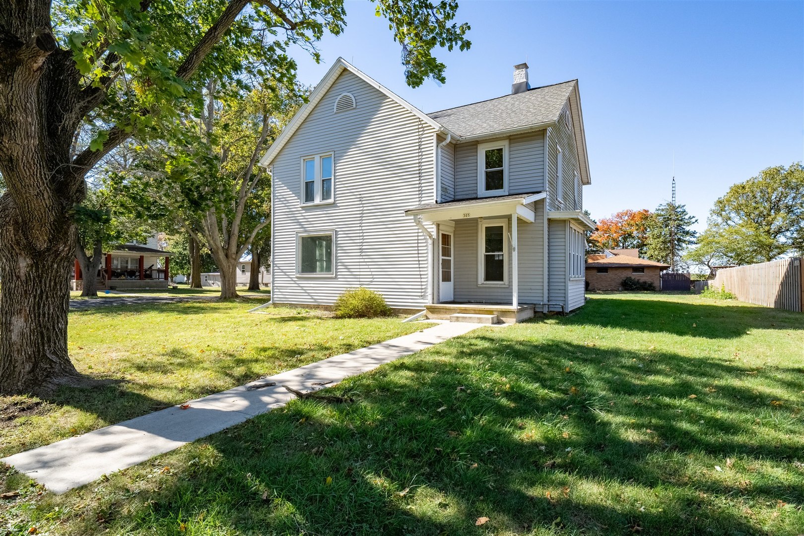 305 South Perry Street Carlock, IL 61725 - Photo 23 of 30 a view of a house with a swimming pool