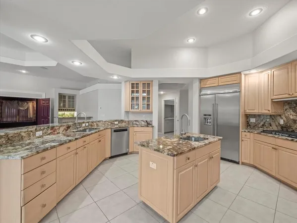 $1,500,000 | 7303 Sawgrass Point Drive, Pinellas Park, FL 33782