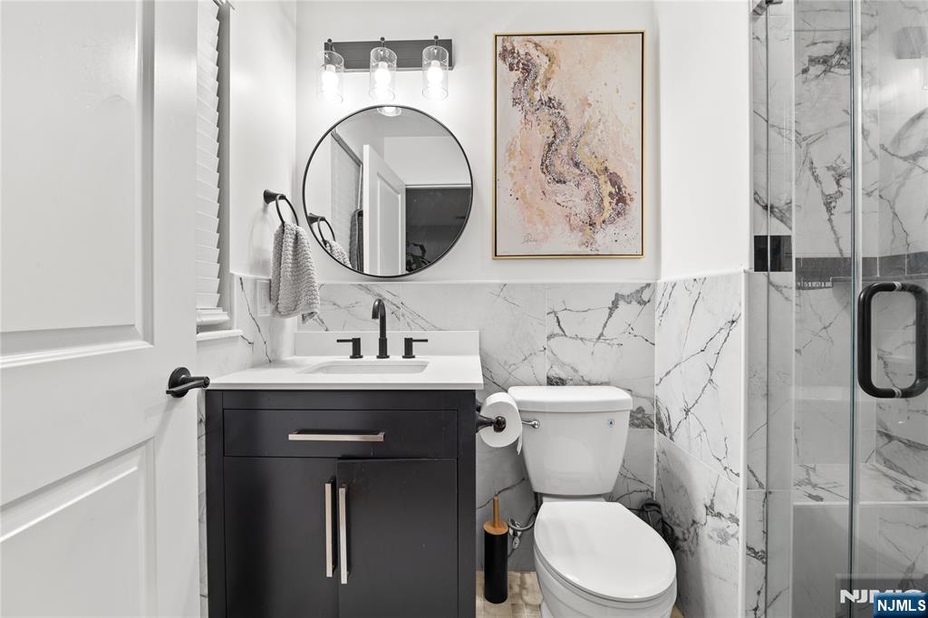 176 Prospect Street Garfield, NJ 07026 - Photo 14 of 28