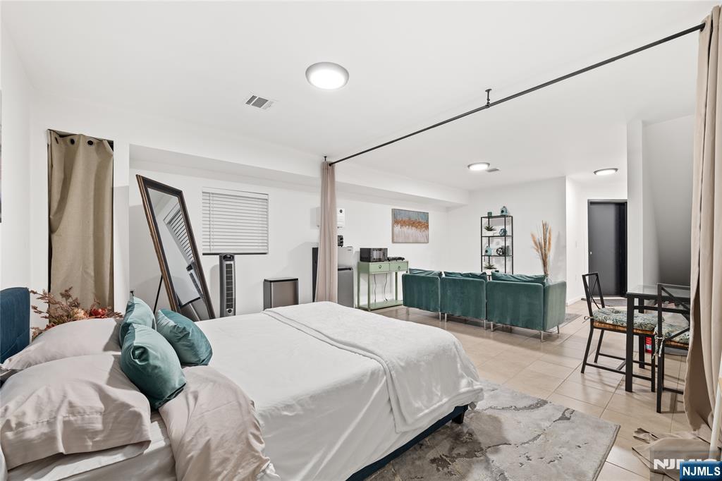 176 Prospect Street Garfield, NJ 07026 - Photo 23 of 28