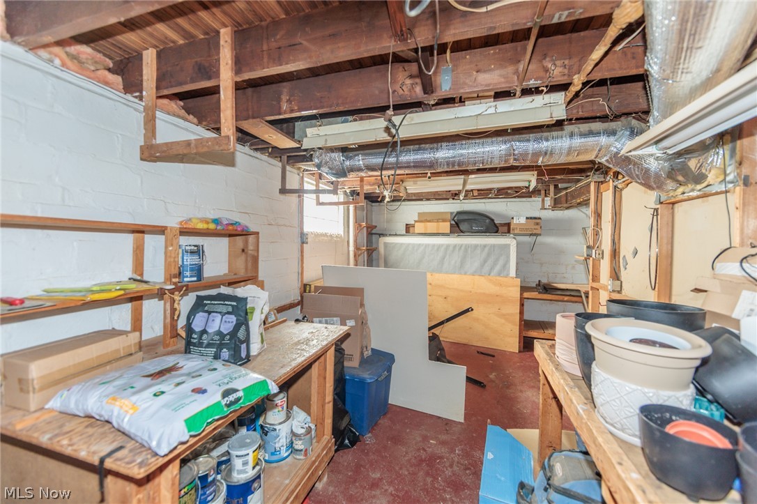 2201 Ralph Avenue Cleveland, OH 44109 - Photo 33 of 41 Gallery Image 33