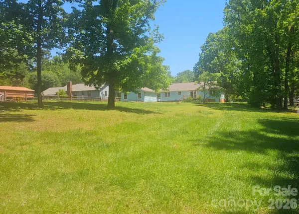 $460,000 | 6016 Indian Brook Drive, Matthews, NC 28104