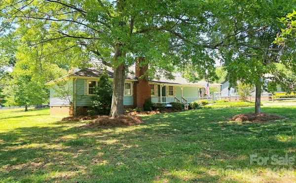 $460,000 | 6016 Indian Brook Drive, Matthews, NC 28104