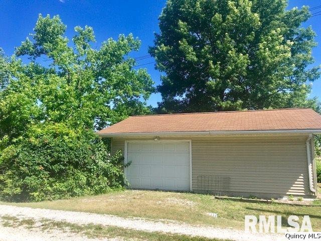 616 Miller Street Carthage, IL 62321 - Photo 13 of 13