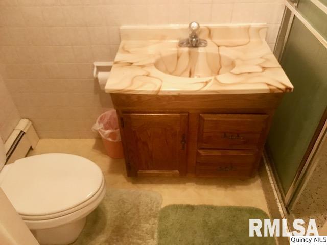 616 Miller Street Carthage, IL 62321 - Photo 6 of 13