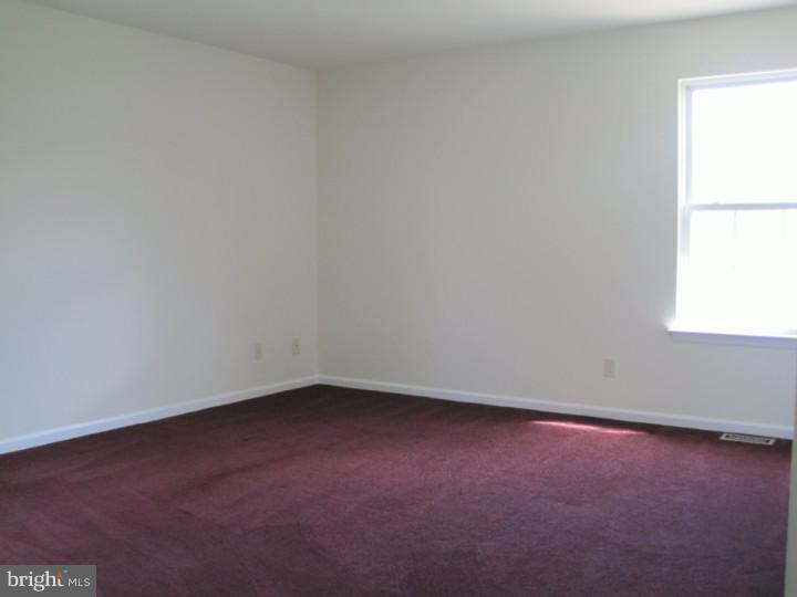 461 Country Way Mickleton, NJ 08056 - Photo 11 of 16 Bedroom - Main