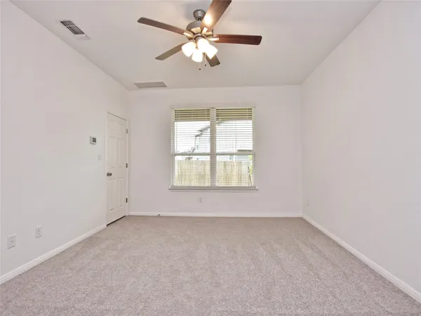 $2,400 | 3200 College Park Drive, Unit 130, Round Rock, TX 78665