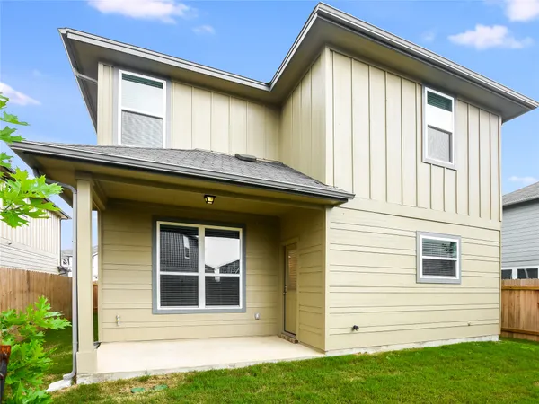 $2,400 | 3200 College Park Drive, Unit 130, Round Rock, TX 78665