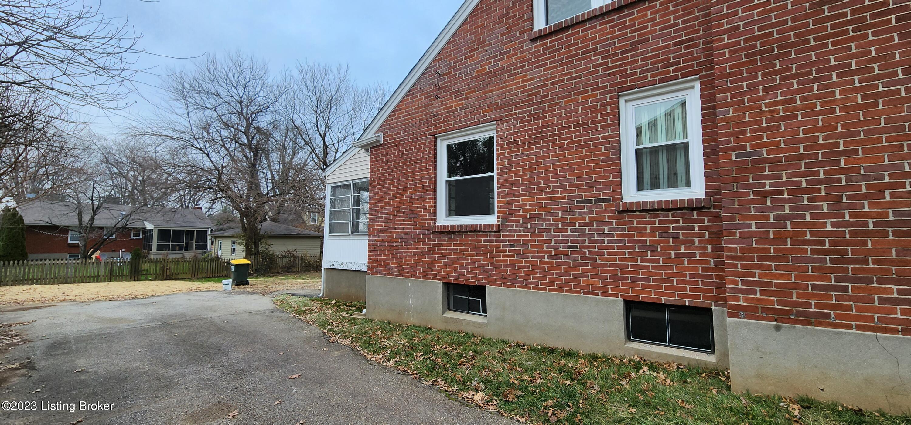 905 Perryman Road Louisville, KY 40207 - Photo 101 of 106 20230111_150221