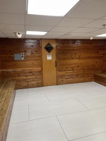 $3,700 | 540 Brickell Key Drive, Unit 1211, Miami, FL 33131