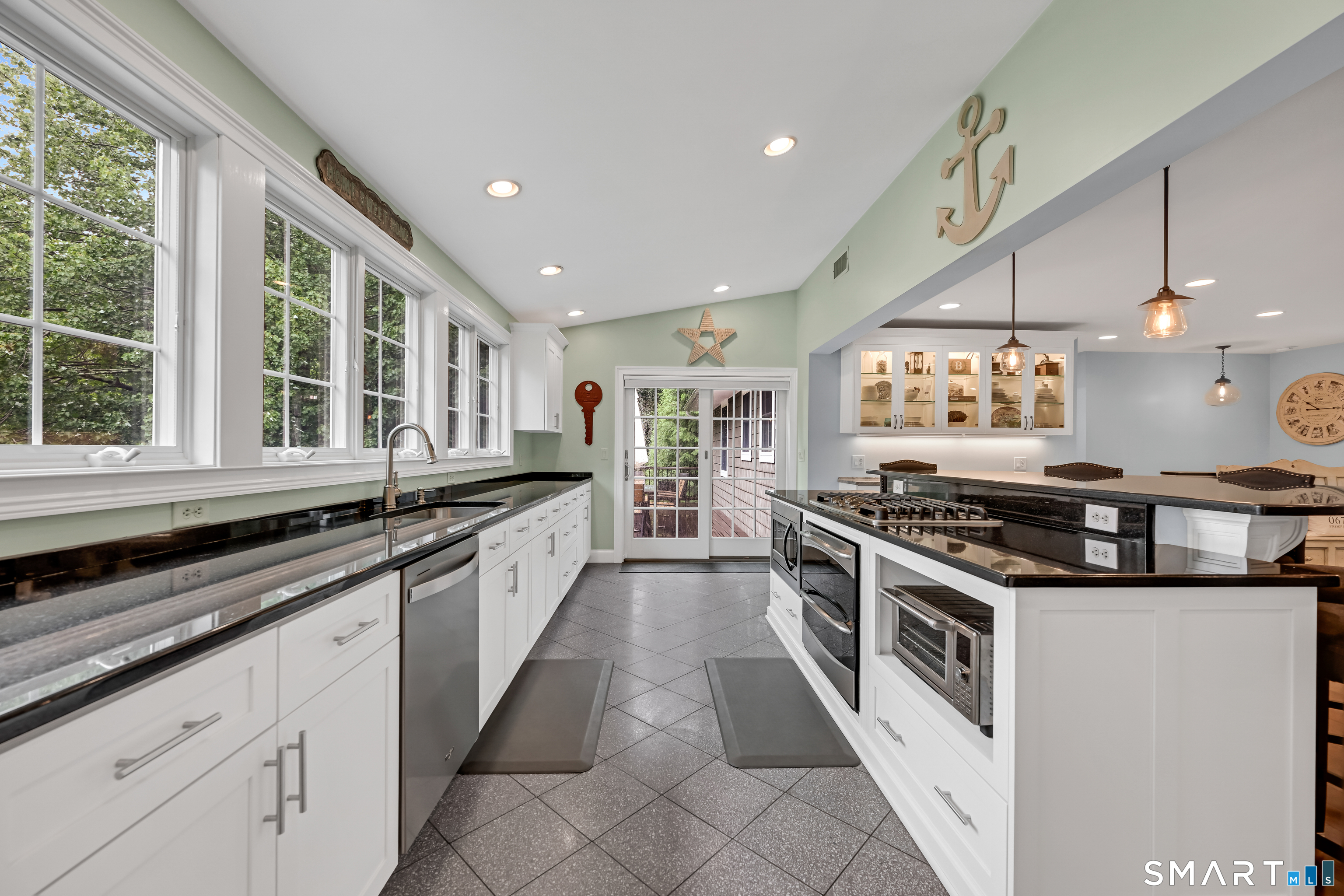181 Cook Road Prospect, CT 06712 - Photo 4 of 40 Gallery Image 4