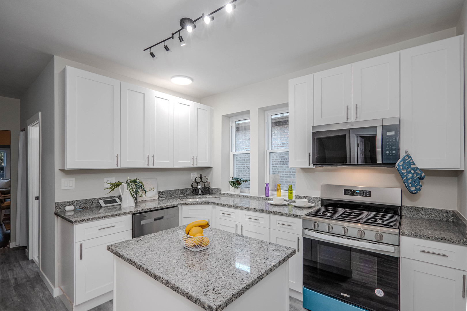 1205 West 97th Place Chicago, IL 60643 - Photo 7 of 29