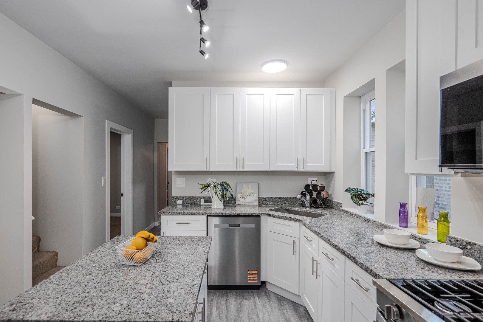 1205 West 97th Place Chicago, IL 60643 - Photo 8 of 29