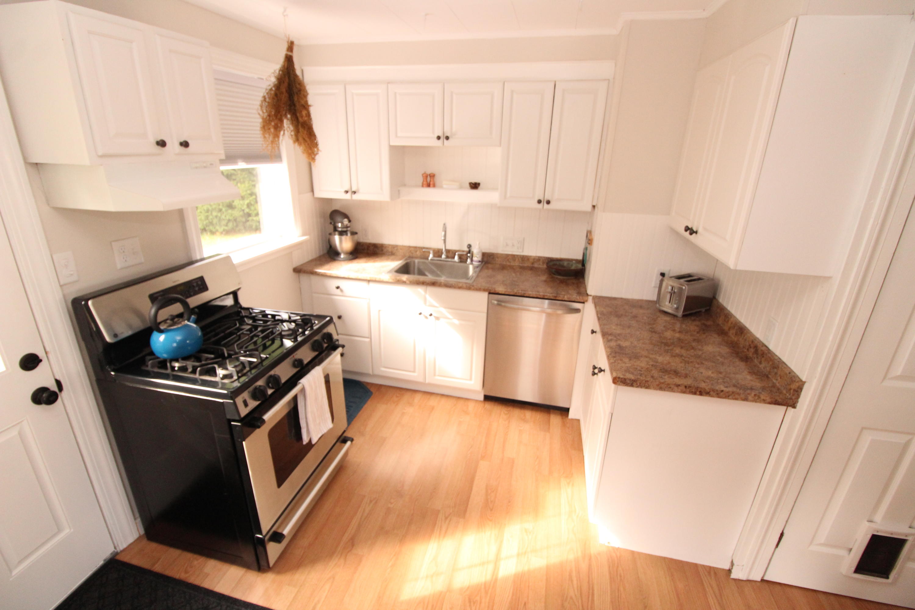 99 Crestmont Road Bangor, ME 04401 - Photo 9 of 33 IMG_0032