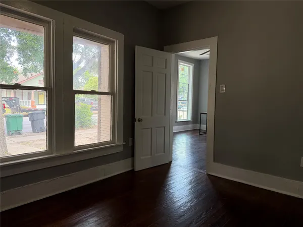 $1,850 | 1418 Yale Street, Houston, TX 77008