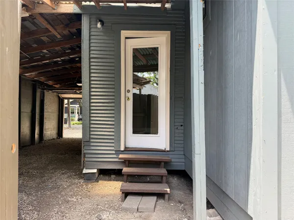 $1,850 | 1418 Yale Street, Houston, TX 77008