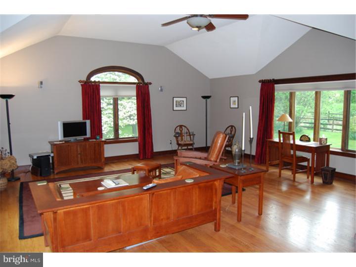 6136 Upper Mountain Road New Hope, PA 18938 - Photo 14 of 18 Gallery Image 14