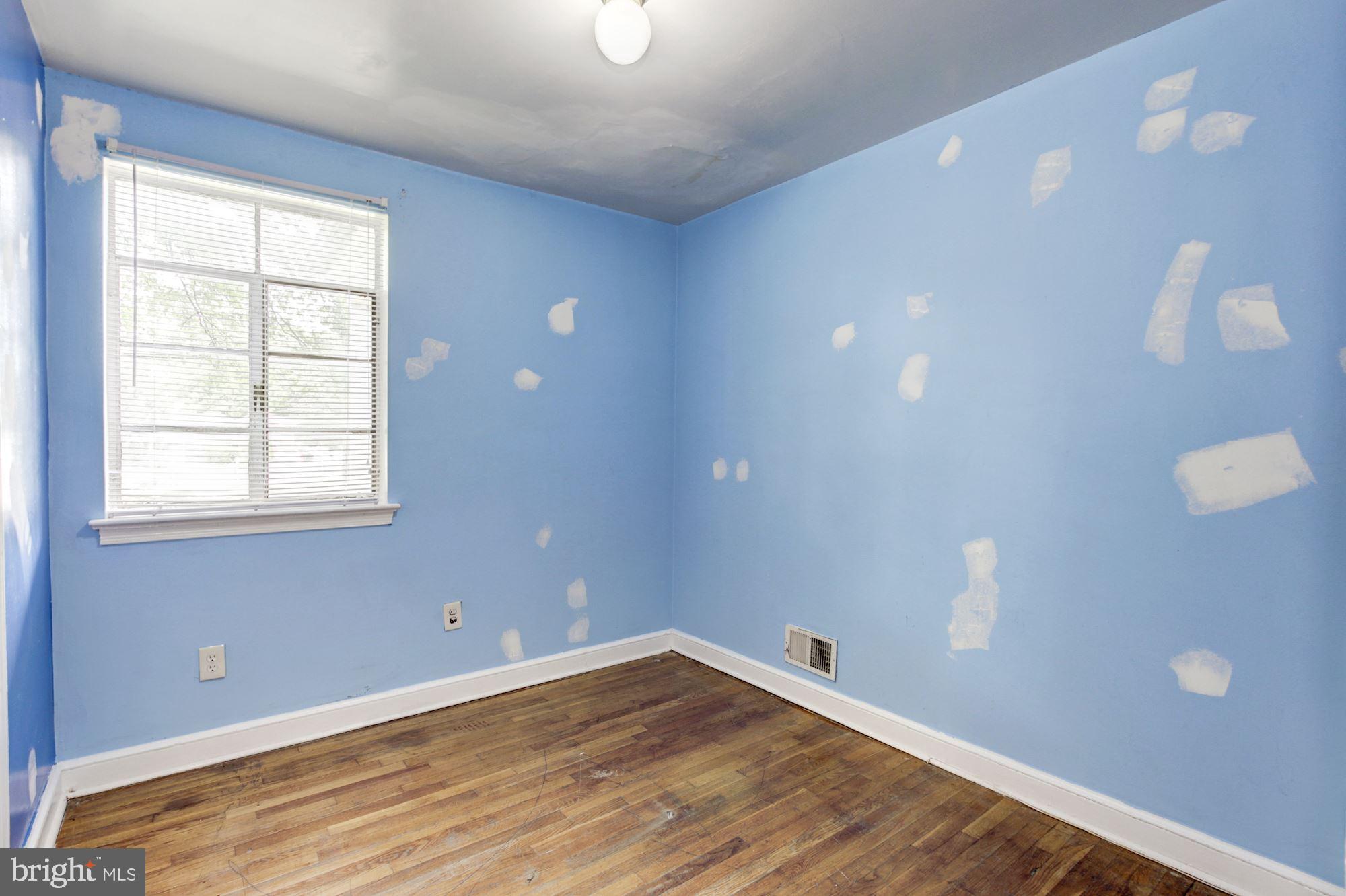 8537 Riggs Road Hyattsville, MD 20783 - Photo 23 of 31 Bedroom