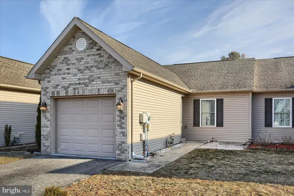 $2,250 | 79 Keswick Drive, Mechanicsburg, PA 17050