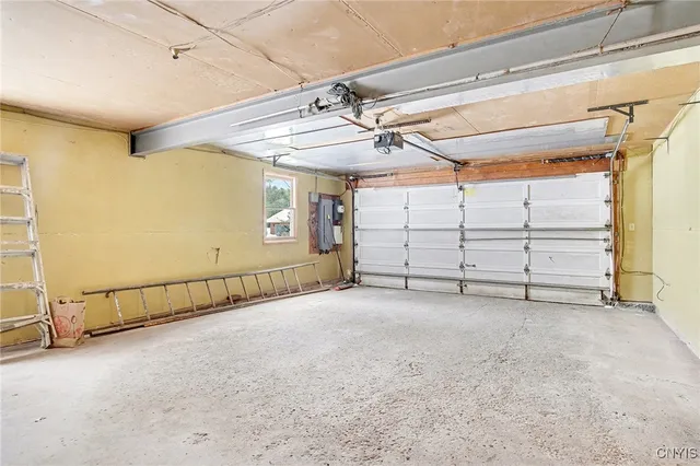 $389,900 | 165 Brookside Lane, Manlius, NY 13066