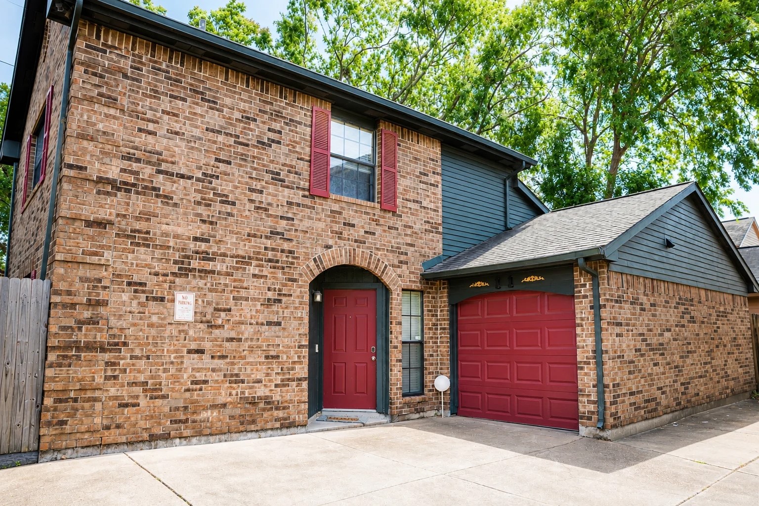11 Regency Lane Houston, TX 77088 - Photo 20 of 22