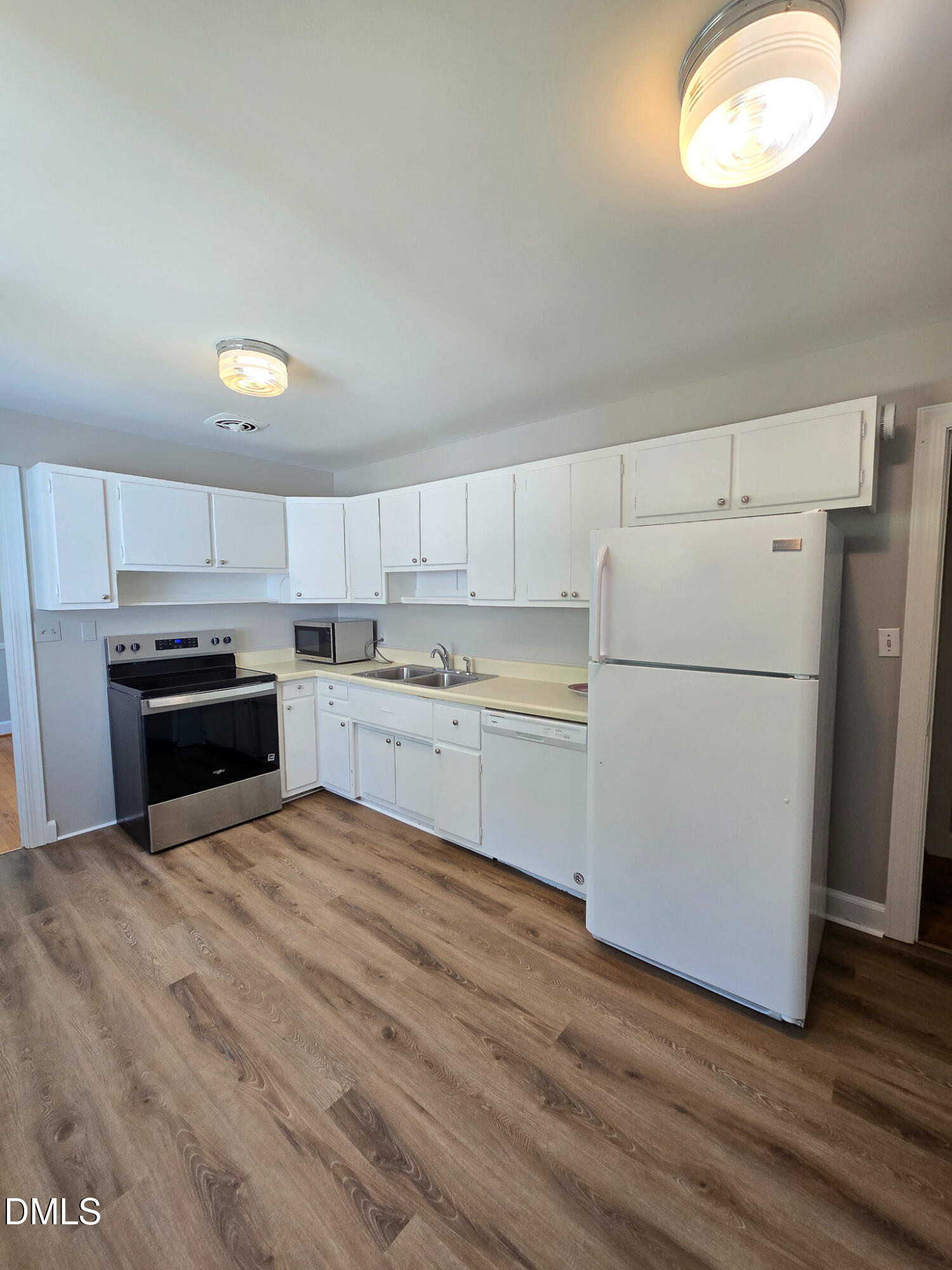 3428 Wade Avenue Raleigh, NC 27607 - Photo 10 of 36 20260701_123612
