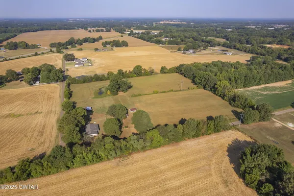 an aerial view of a houses