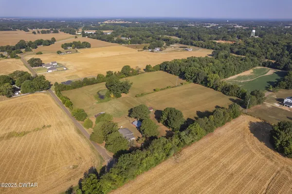 a view of an ocean and city