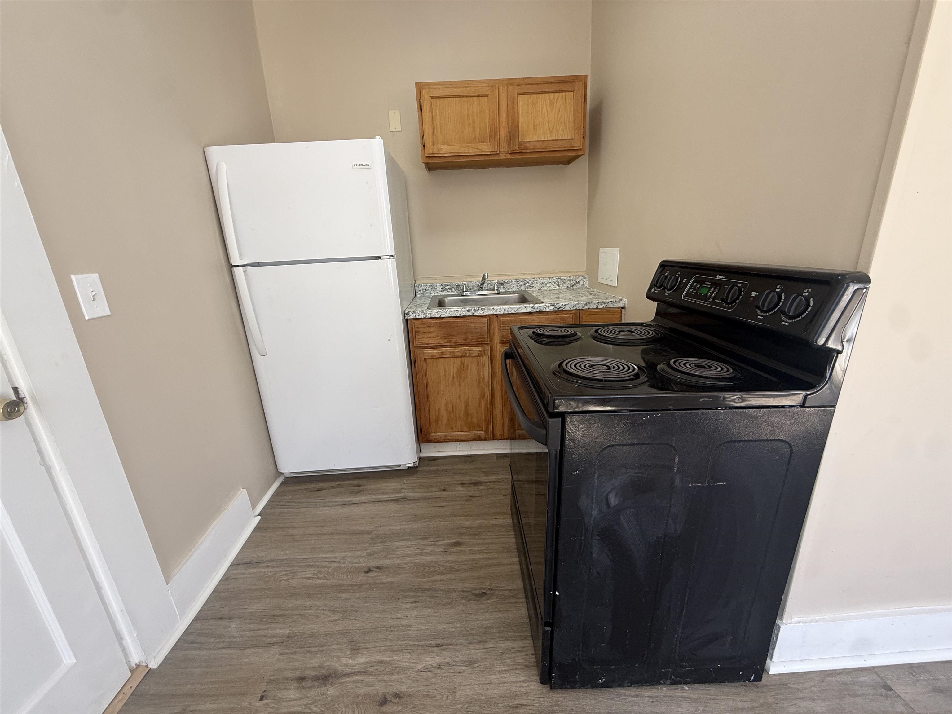 42 Franklin Street, Unit F Franklin, NH 03235 - Photo 5 of 14