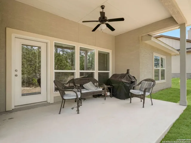 $434,000 | 128 Frank Jones, Blanco, TX 78606