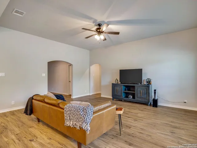 $434,000 | 128 Frank Jones, Blanco, TX 78606