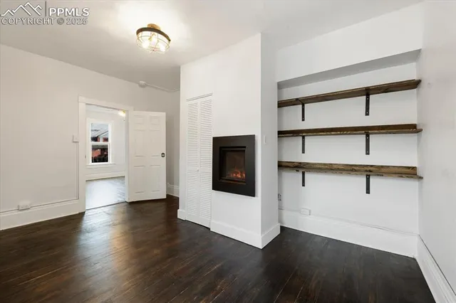 wooden floor in an empty room