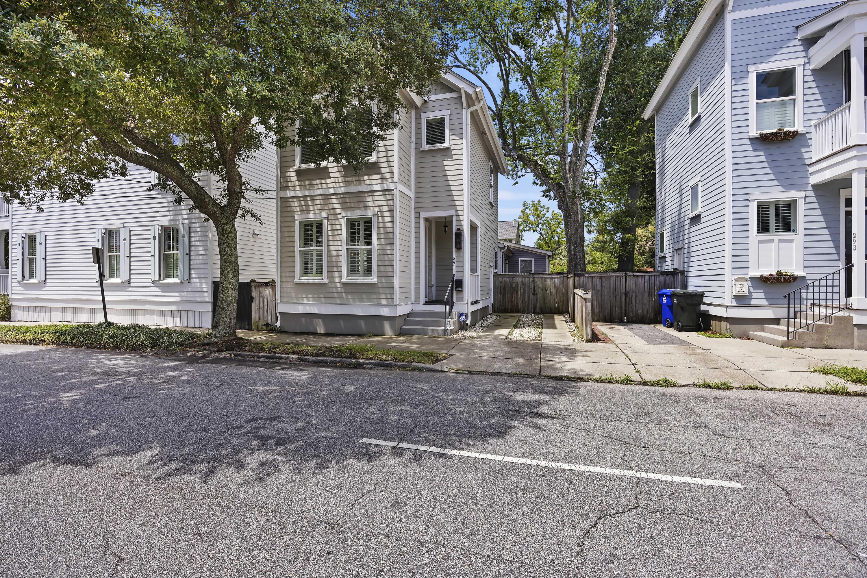 291 Coming Street Charleston, SC 29403 - Photo 1 of 34 243A0702