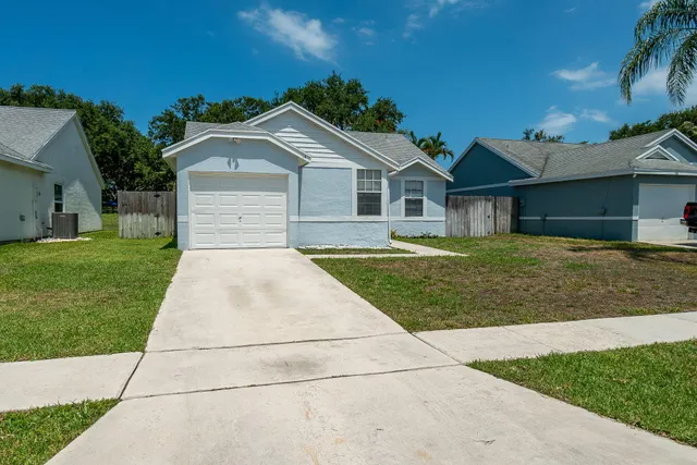 $3,200 | 14 Misty Meadow Drive, Boynton Beach, FL 33436